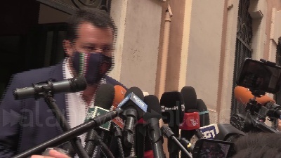 Scene from Riforma Fisco, Salvini: "Lega punta su semplificazione e taglio tasse. Obiettivo è flat tax"