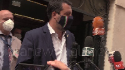 Scene from Riforma Fisco, Salvini: "Lega punta su semplificazione e taglio tasse. Obiettivo è flat tax"