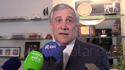 Scene from Immigrazione, Tajani: "Italia convinca gli altri Stati"