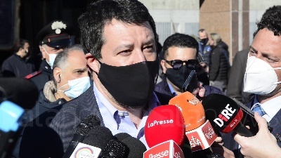 Scene from Salvini sui 99 posse: "Con scuse e 1000 euro in beneficienza discorso chiuso"