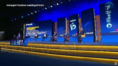 Scene from Afghanistan, Gentiloni: "Una debacle dell'Occidente. Una sfida aperta"