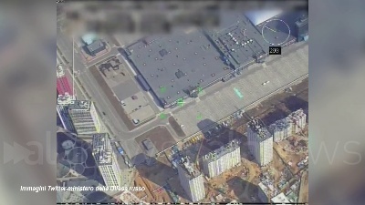 Scene from Ucraina, la Russia rivendica l'attacco di un centro commerciale a Kiev