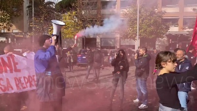 Scene from Roma, anche il PD contestato dagli studenti in protesta: "Non strumentalizzateci per consenso"