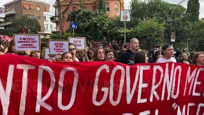 Scene from Roma, anche il PD contestato dagli studenti in protesta: "Non strumentalizzateci per consenso"