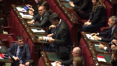Scene from Manovra, Fiano: "Pd non parteciperà a voto, è pericolosa"