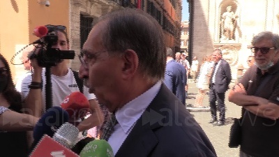Scene from Governo, La Russa: "La corda di Conte si è spezzata, loro attaccati alla poltrona"