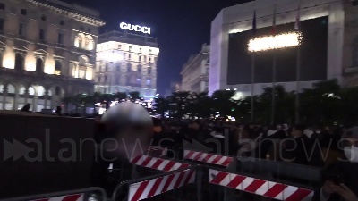 Scene from Capodanno, ragazze molestate a Milano durante i festeggiamenti