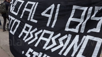 Scene from Cospito, presidio anarchici davanti Tribunale Milano: "Stato assassino"
