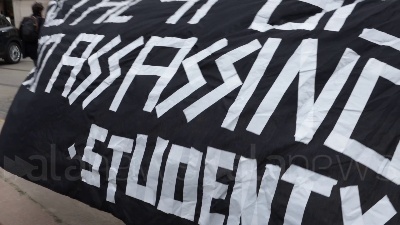 Scene from Cospito, presidio anarchici davanti Tribunale Milano: "Stato assassino"