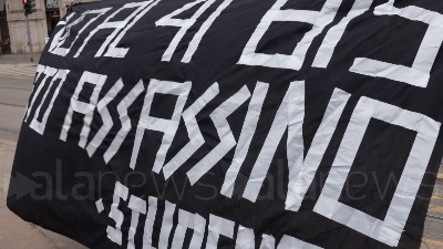 Scene from Cospito, presidio anarchici davanti Tribunale Milano: "Stato assassino"