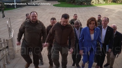 Scene from Ucraina, Pelosi a Kiev: "La vostra battaglia è per tutti, qui per dirvi grazie"