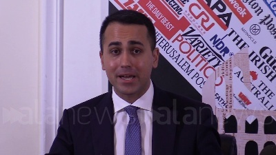 Scene from Coronavirus, Di Maio: "Notizie falsi contagi danneggiano Italia"