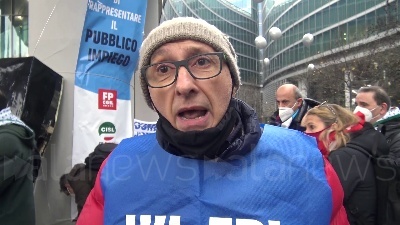 Scene from Milano, sciopero lavoratori pubblica amministrazione: "È il momento giusto per farlo"