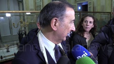 Scene from Cena solidarietà, Sala: "Chi ha responsabilità sia a servizio"