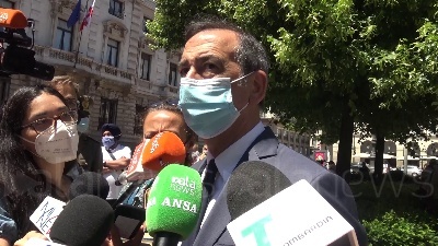 Scene from Milano, Sala: "Io in svantaggio? Salvini sa cose che no so"