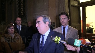Scene from Gregoretti,Gasparri: "Posso votare e per me documenti bastano"