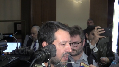 Scene from Condono edilizio, Salvini: "Per i comuni sarebbe un grande incasso"