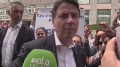 Scene from Reddito di cittadinanza, Conte: "Non fa concorrenza a chi cerca lavoro"