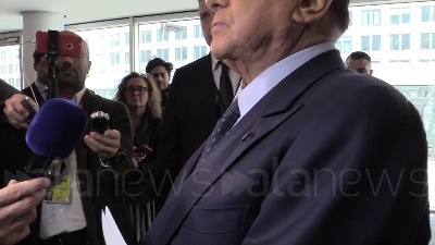 Scene from Ppe, Berlusconi: "Cambi alleanze, guardi anche a Renzi"