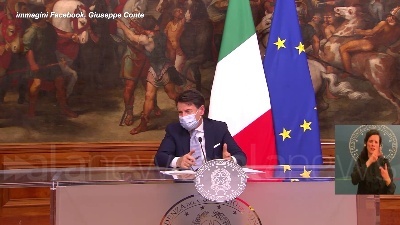 Scene from Governo, Conte: "Rimpasto? Tema che non credo interessi agli italiani"