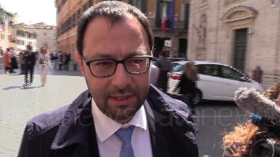 Scene from Governo, Patuanelli: "Siri? M5S ha espulso De Vito in mezzora"