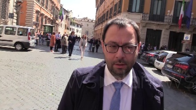 Scene from Governo, Patuanelli: "Siri? M5S ha espulso De Vito in mezzora"