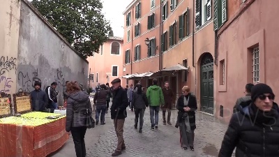 Scene from Questura chiude Tonnarello, clienti: "Pensavamo fosse in ristrutturazione"