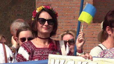 Scene from Putin con falce e mani insanguinate: flashmob ucraini a Roma