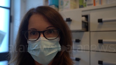 Scene from Green Pass , a Milano agende piene nelle farmacie per i tamponi
