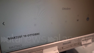 Scene from Green Pass , a Milano agende piene nelle farmacie per i tamponi