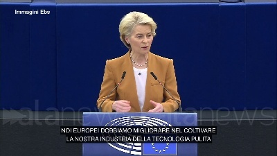 Scene from Transizione verde, Von der Leyen: "Entro 2030 il 40% delle tecnologie green dall'Ue"