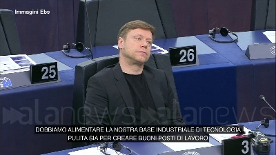 Scene from Transizione verde, Von der Leyen: "Entro 2030 il 40% delle tecnologie green dall'Ue"