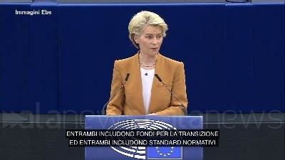 Scene from Transizione verde, Von der Leyen: "Entro 2030 il 40% delle tecnologie green dall'Ue"