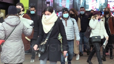 Scene from Sciopero, a Milano trasporti regolari ma anche disagi: "Non sappiamo cosa fare"