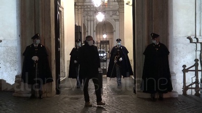 Scene from Governo, Spadafora: "Tutti possono ancora compiere un gesto di responsabilità"