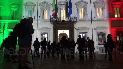 Scene from Governo, Spadafora: "Tutti possono ancora compiere un gesto di responsabilità"