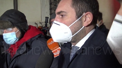 Scene from Governo, Spadafora: "Tutti possono ancora compiere un gesto di responsabilità"