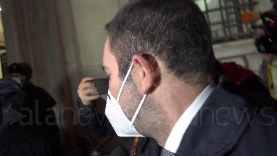 Scene from Governo, Spadafora: "Tutti possono ancora compiere un gesto di responsabilità"