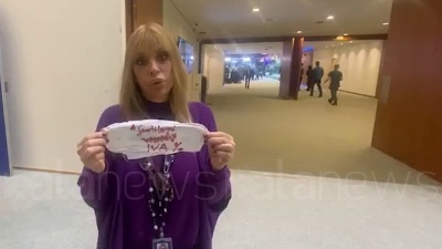 Scene from Alessandra Mussolini a Gentiloni: "Iva sugli assorbenti allo 0% in tutta l'Ue"