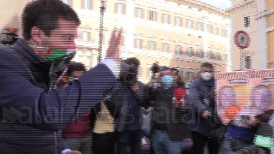 Scene from Montesano in piazza con Salvini per Chico Forti