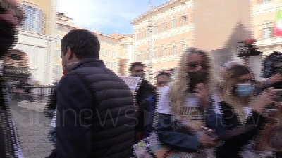 Scene from Montesano in piazza con Salvini per Chico Forti