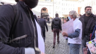 Scene from Montesano in piazza con Salvini per Chico Forti