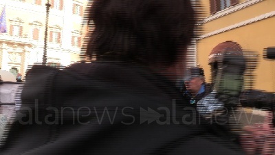 Scene from Montesano in piazza con Salvini per Chico Forti