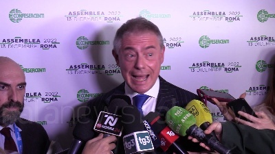 Scene from Ue, Urso: "Accordo su 'carbon tax' primo segnale di cambio di rotta"