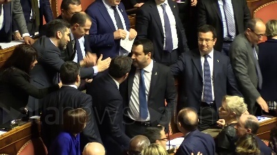 Scene from Gregoretti, il discorso di Salvini tra standing ovation e bagarre