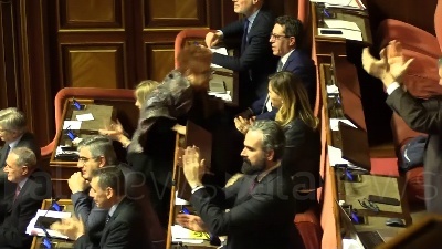 Scene from Gregoretti, il discorso di Salvini tra standing ovation e bagarre