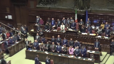 Scene from Sparatoria Questura: alla Camera minuto di silenzio e lungo applauso