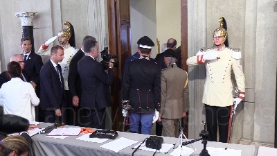 Scene from Mattarella: Si è formato nuovo governo ora la parola passa al Parlamento"