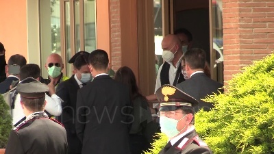 Scene from Di Maio: "Al lavoro pure per altri italiani in prigionia"