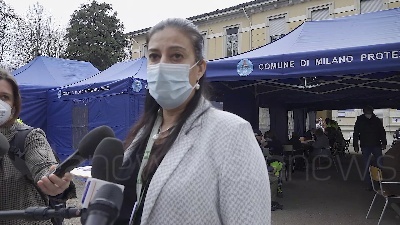 Scene from Covid, all'Ospedale Niguarda di Milano chiamate per errore 300 persone in più per il vaccino